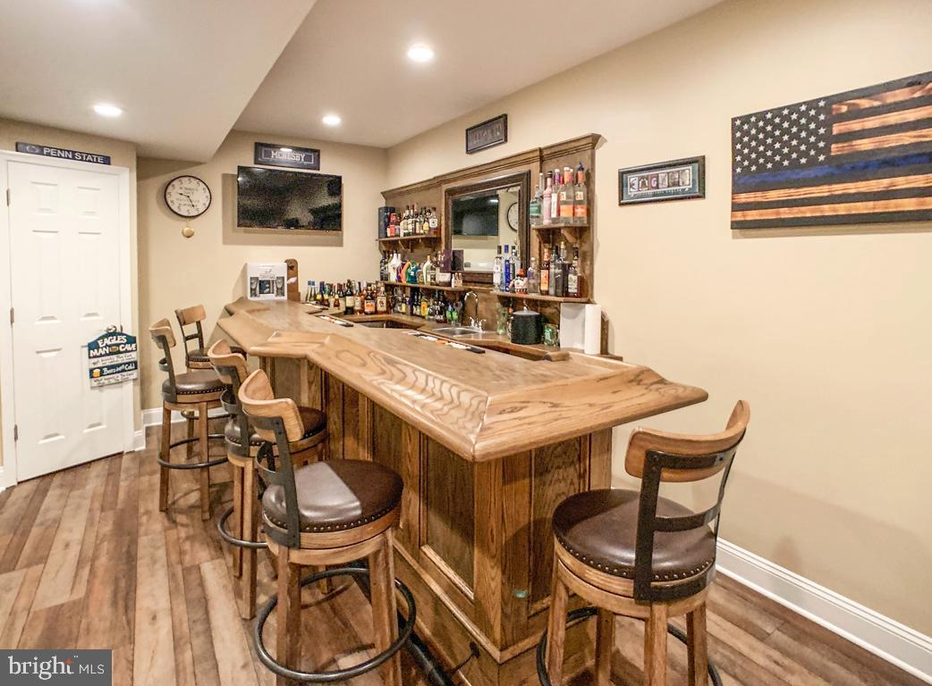 1204 Southampton Road Philadelphia, PA 19116 - Photo 30 of 42 Fully equipped custom built bar