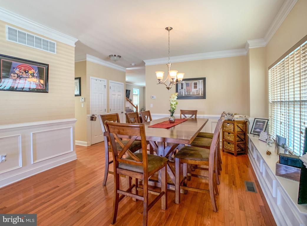 1204 Southampton Road Philadelphia, PA 19116 - Photo 4 of 42 Gallery Image 4