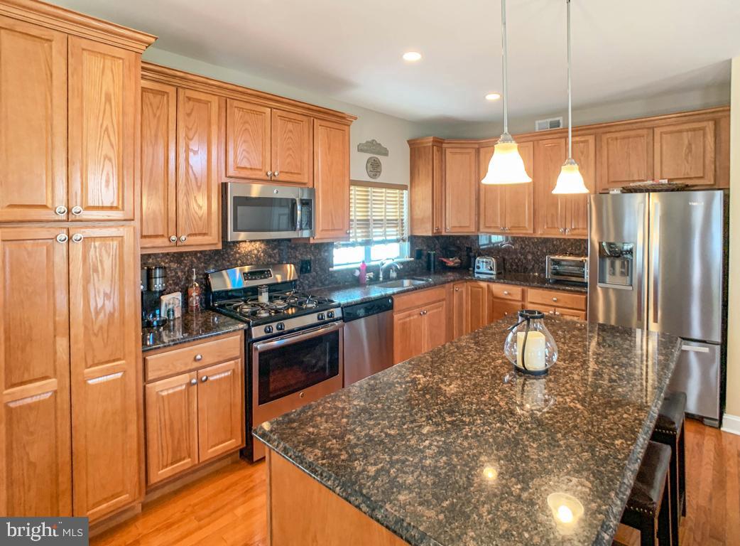 1204 Southampton Road Philadelphia, PA 19116 - Photo 7 of 42 Kitchen Island