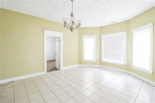 $80,000 | 610 South Vine Street, Holden, MO 64040