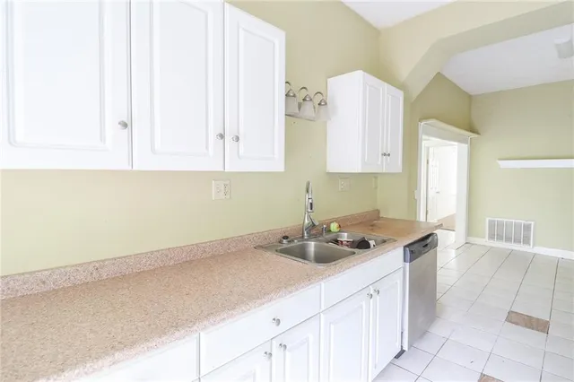 $80,000 | 610 South Vine Street, Holden, MO 64040