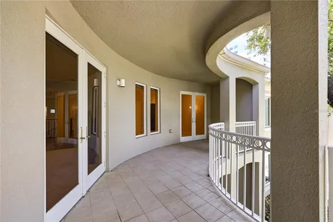 $2,800,000 | 3507 Bayshore Boulevard, Unit 102, Tampa, FL 33629