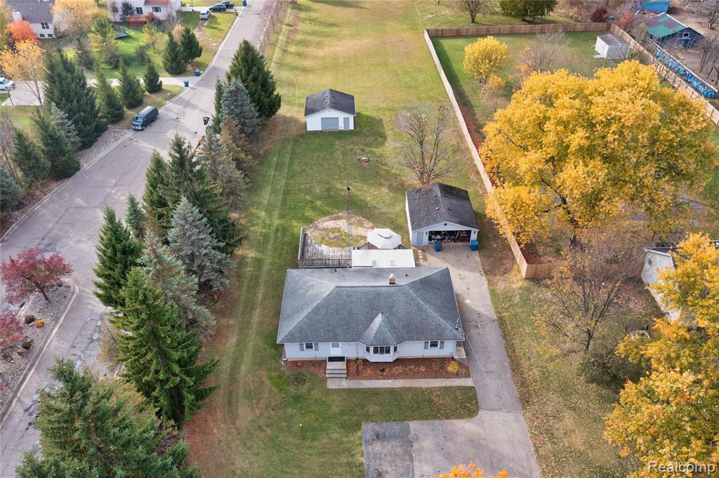 8354 Fenton Road Grand Blanc, MI 48439 - Photo 42 of 47 Gallery Image 42