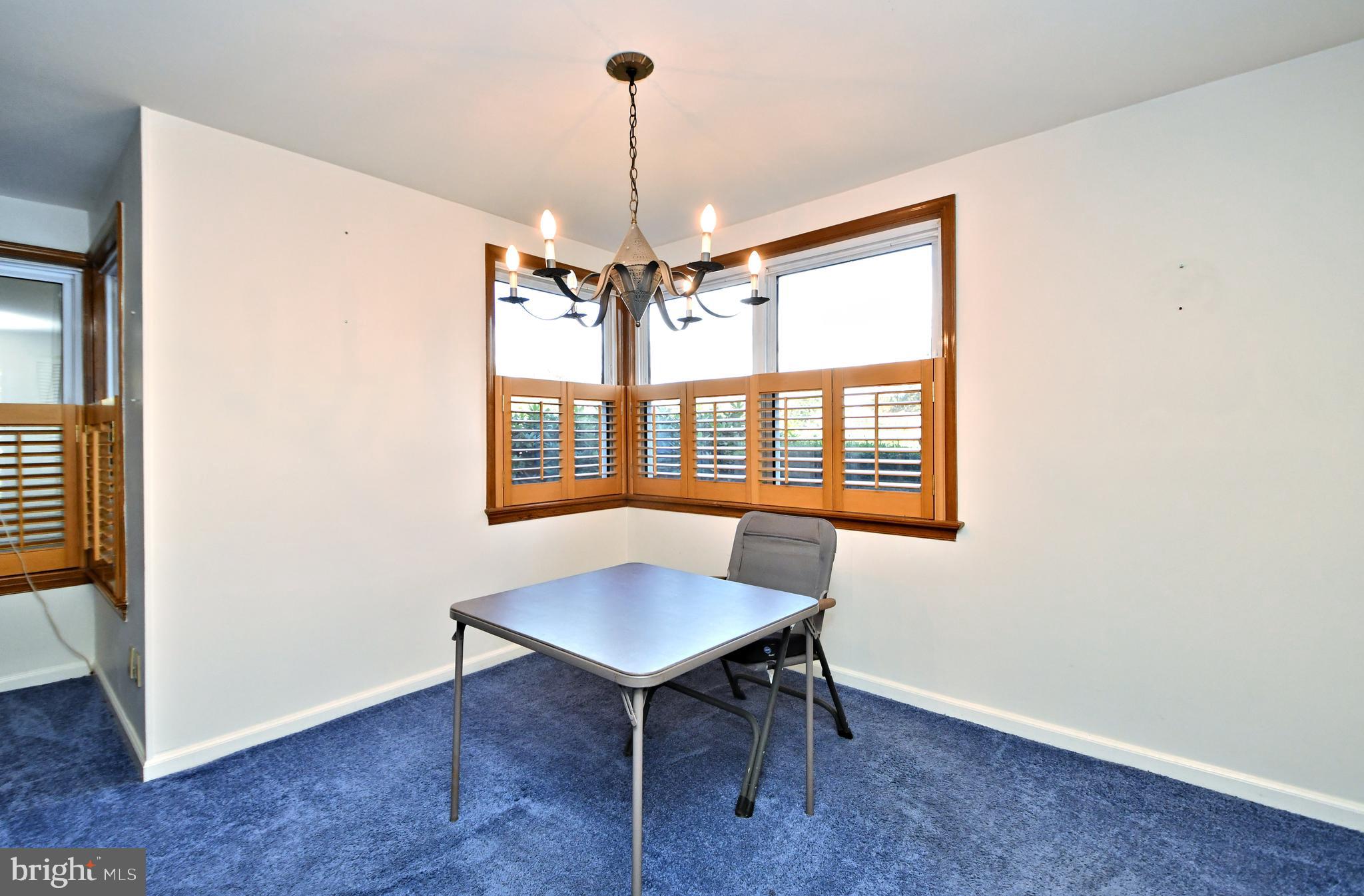 1006 East Heather Road Oreland, PA 19075 - Photo 13 of 42 Dining area