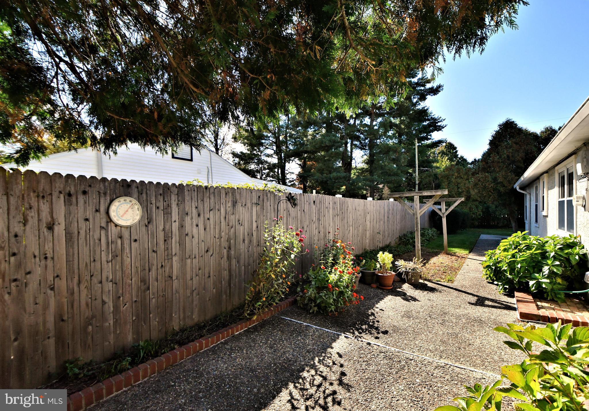 1006 East Heather Road Oreland, PA 19075 - Photo 22 of 42 Rear patio