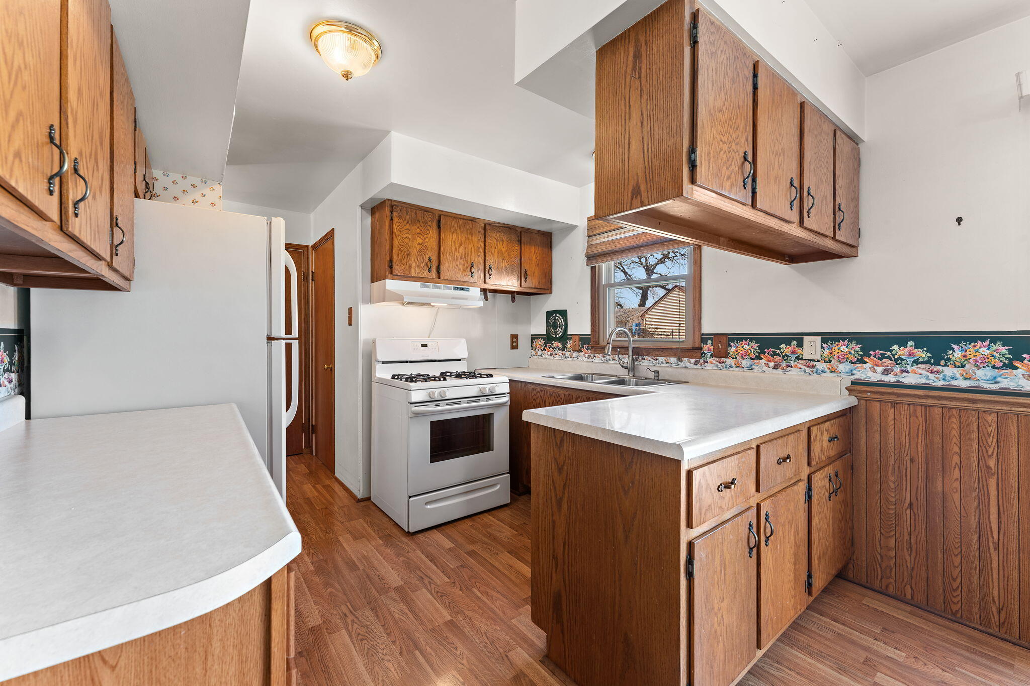 756 Imperial Road Valparaiso, IN 46385 - Photo 11 of 29 2048x1365