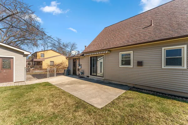 $239,000 | 756 Imperial Road, Valparaiso, IN 46385