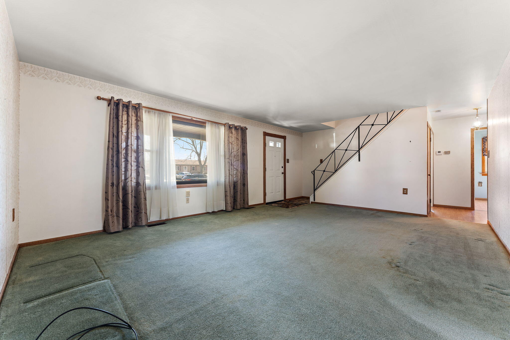 756 Imperial Road Valparaiso, IN 46385 - Photo 6 of 29 2048x1365