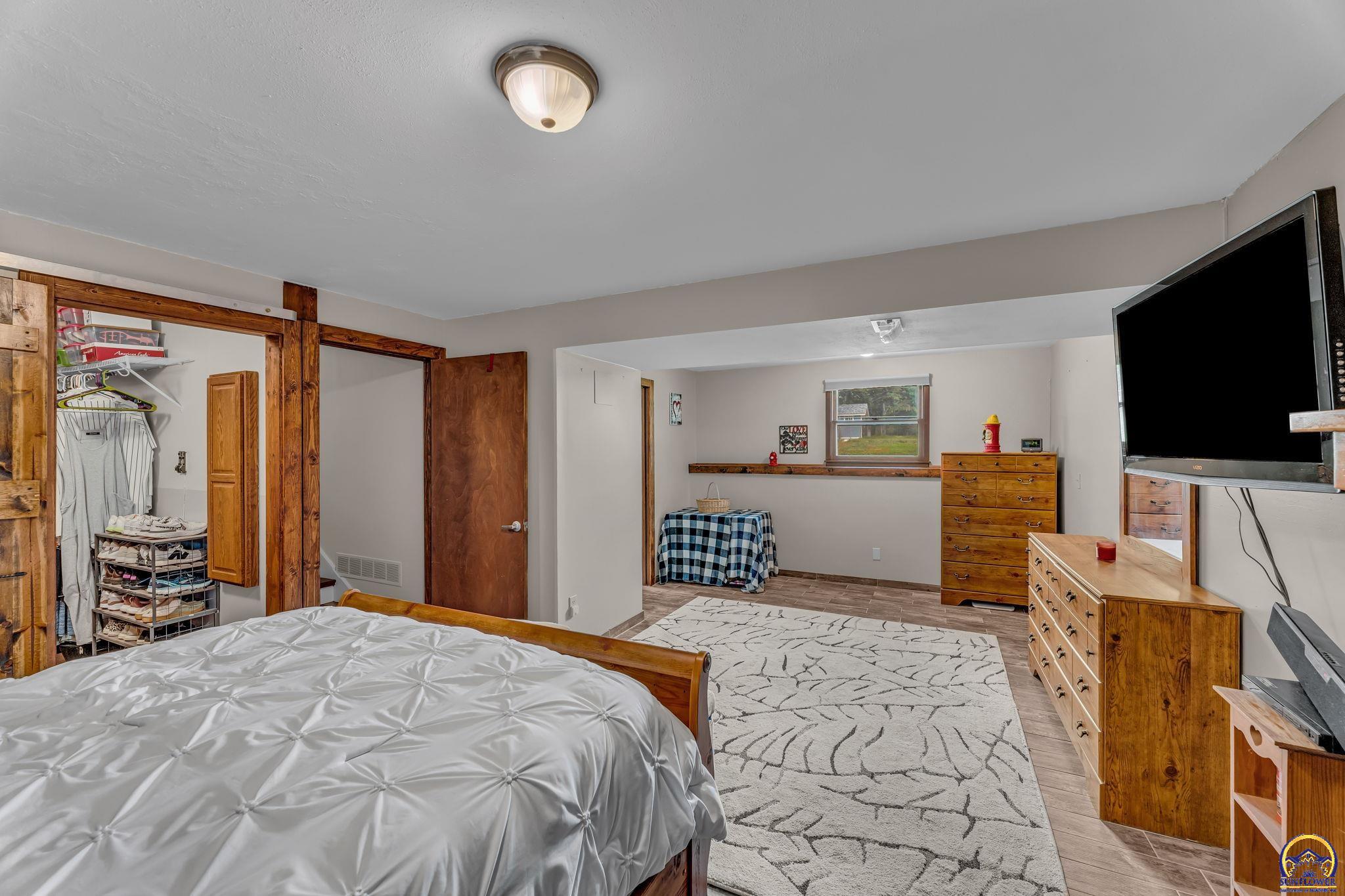 4832 Northeast Kincaid Road Topeka, KS 66617 - Photo 38 of 63