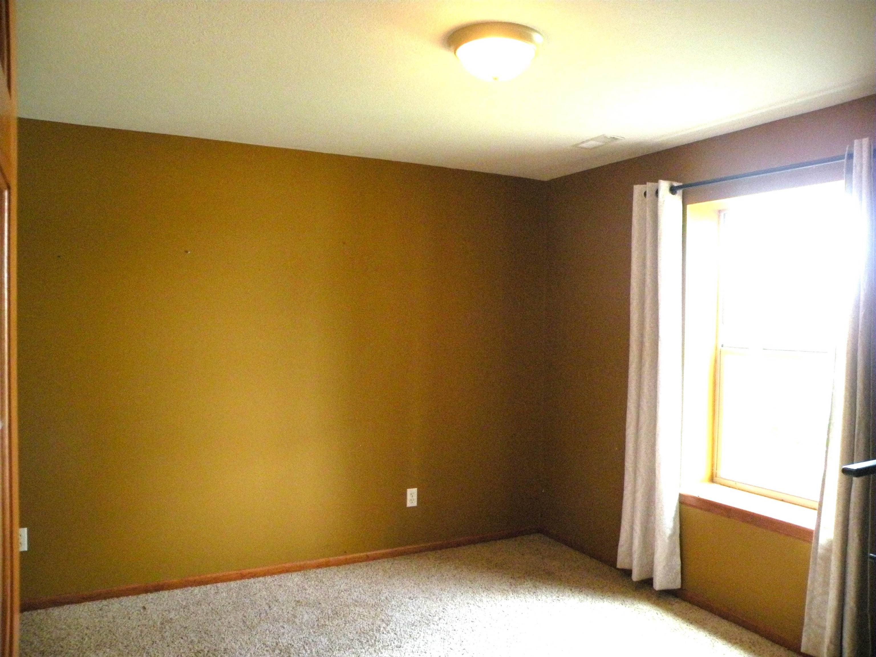 5375 Shipman Road Corunna, MI 48817 - Photo 27 of 37 50118495-26.JPG