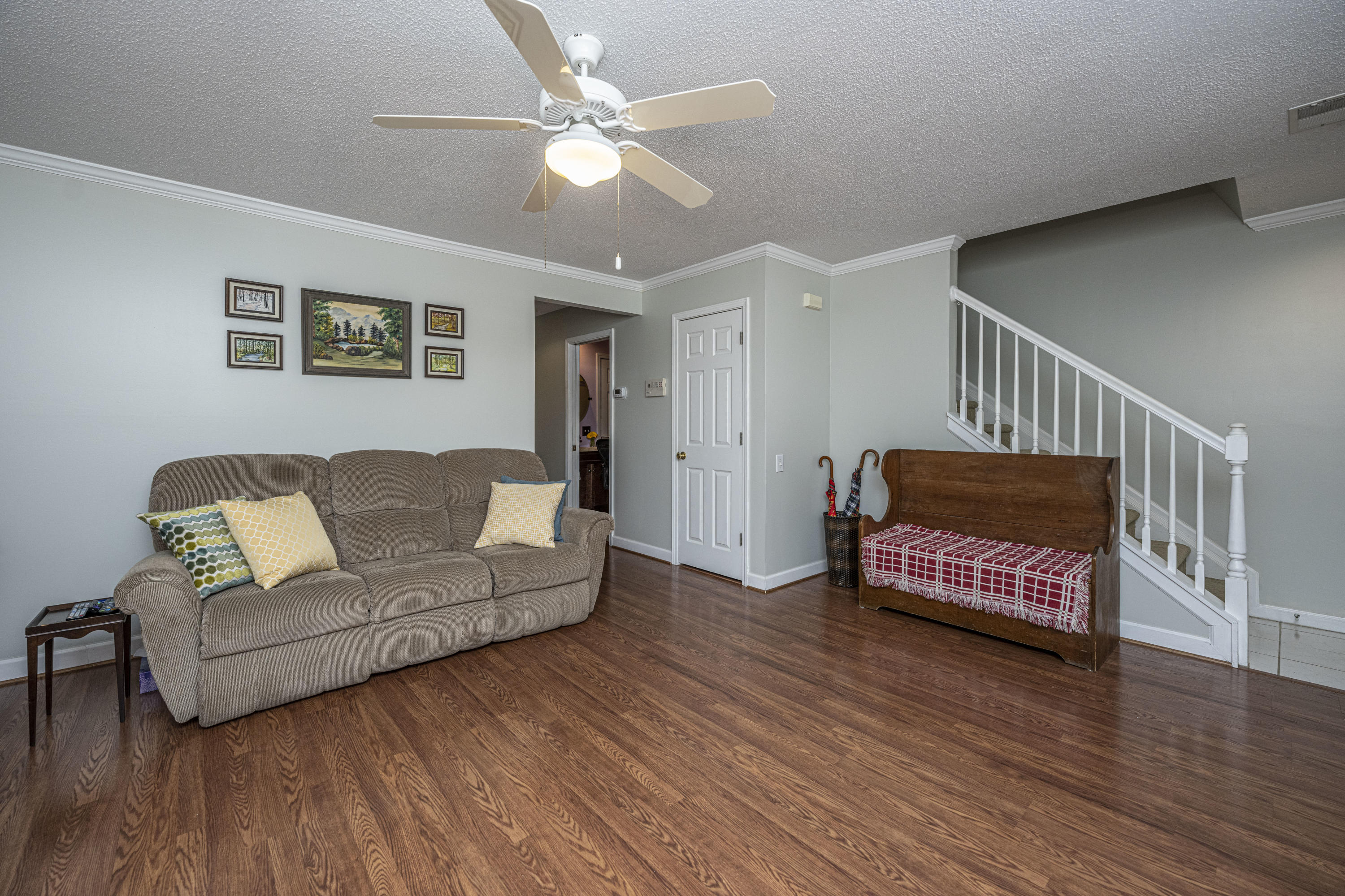 3376 Queensgate Way Mount Pleasant, SC 29466 - Photo 8 of 39 DSC_2266