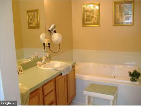 46 Hannah Lee Road Barnegat, NJ 08005 - Photo 10 of 12 Gallery Image 10