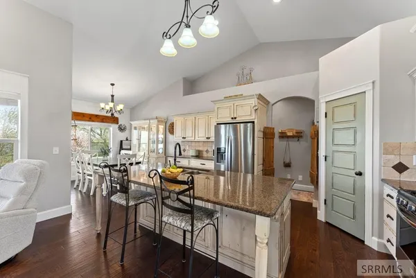 $549,900 | 3221 East Ringneck Drive, Idaho Falls, ID 83401