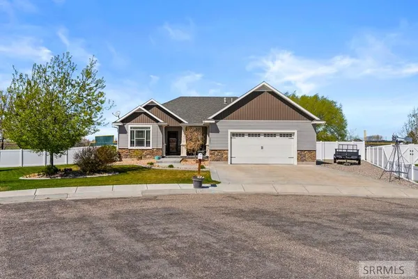 $549,900 | 3221 East Ringneck Drive, Idaho Falls, ID 83401