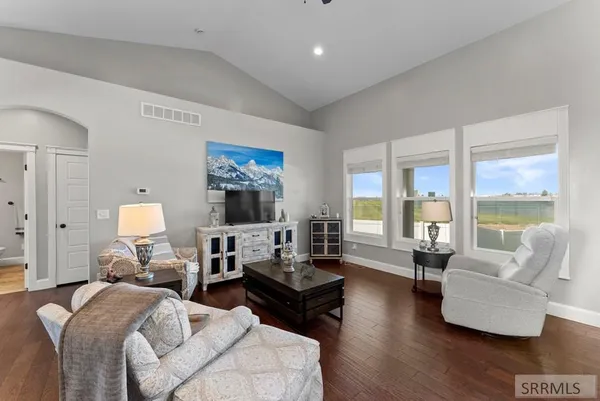 $549,900 | 3221 East Ringneck Drive, Idaho Falls, ID 83401
