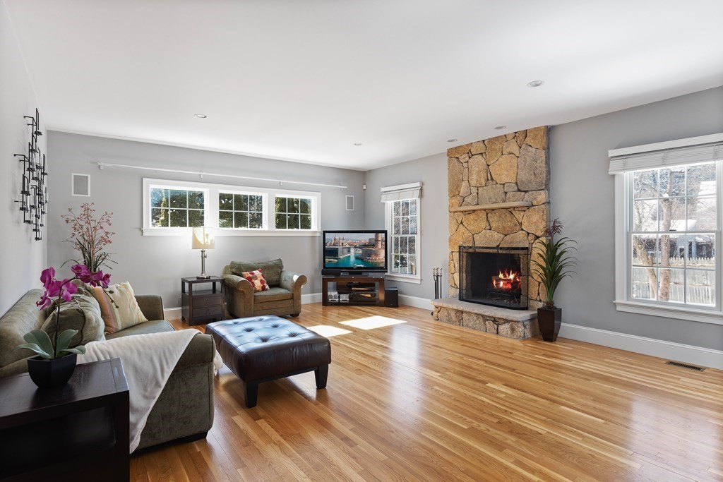 16 Cynthia Road Needham, MA 02494 - Photo 11 of 32