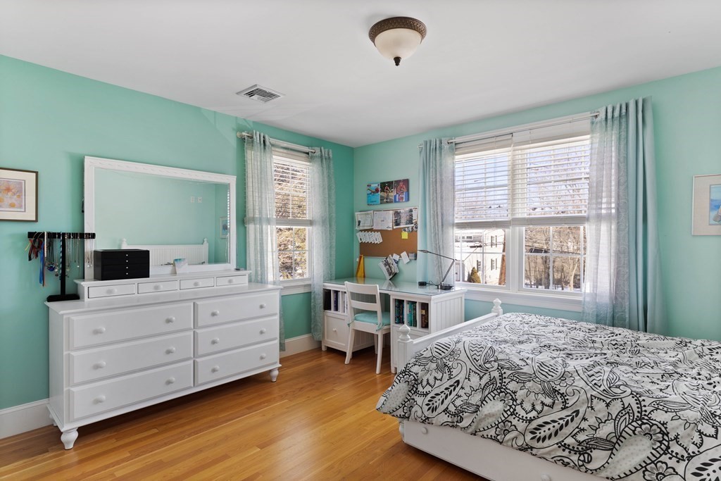 16 Cynthia Road Needham, MA 02494 - Photo 27 of 32