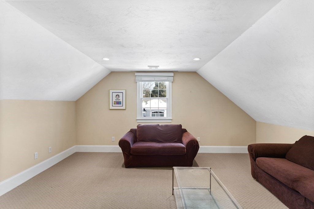 16 Cynthia Road Needham, MA 02494 - Photo 29 of 32