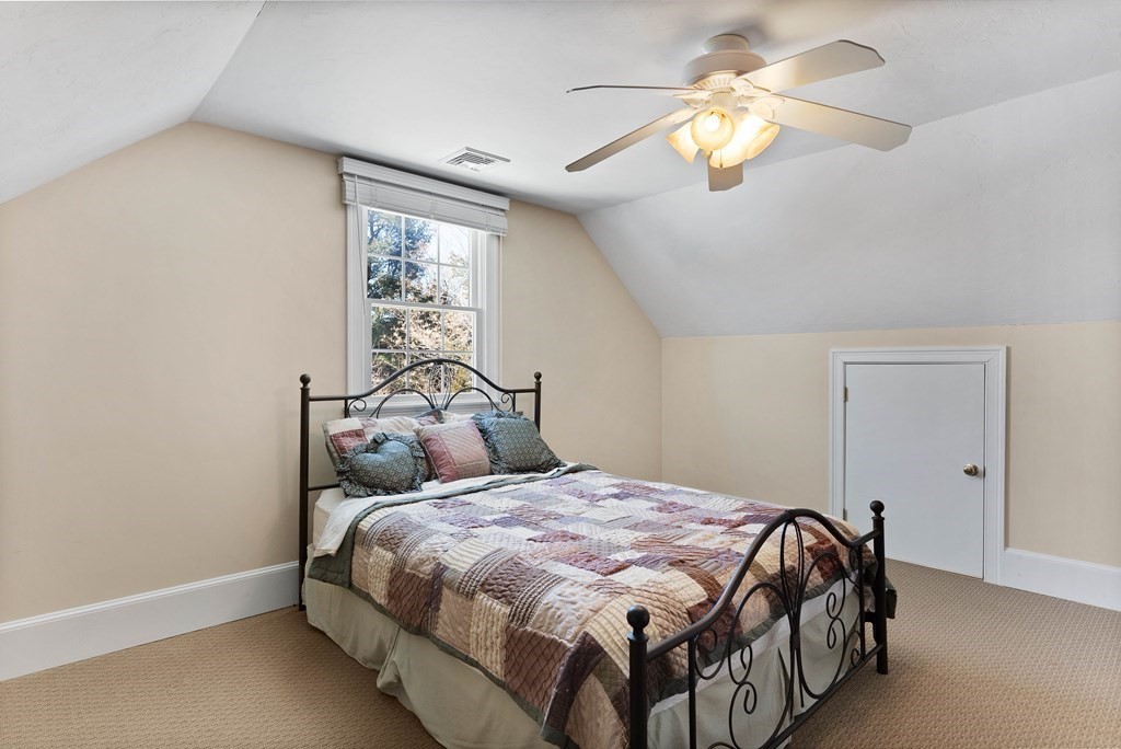 16 Cynthia Road Needham, MA 02494 - Photo 30 of 32