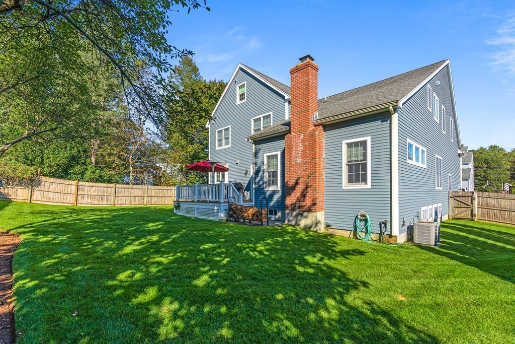 16 Cynthia Road Needham, MA 02494 - Photo 5 of 32
