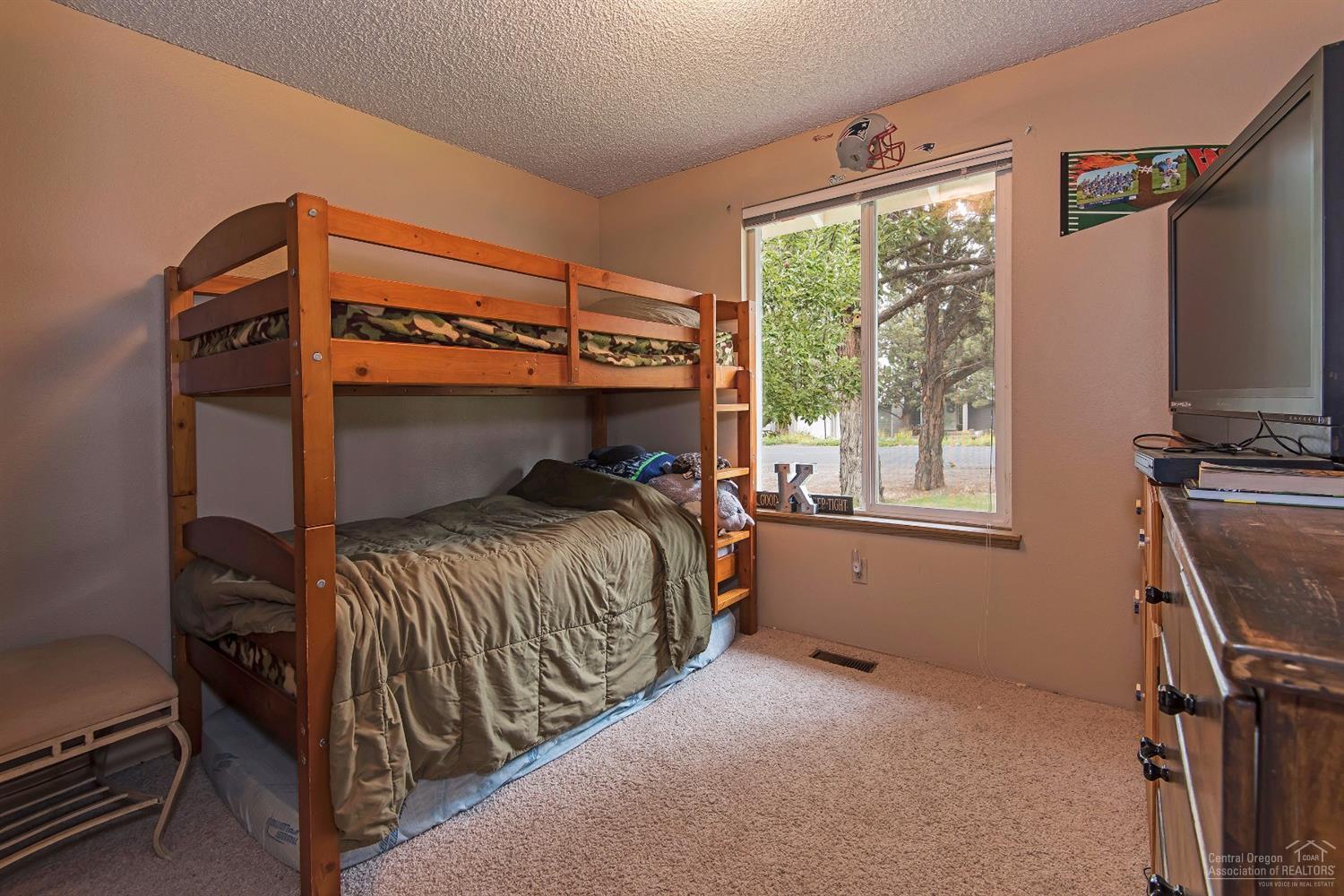 63635 Boyd Acres Road Bend, OR 97701 - Photo 13 of 25 Additional Photo