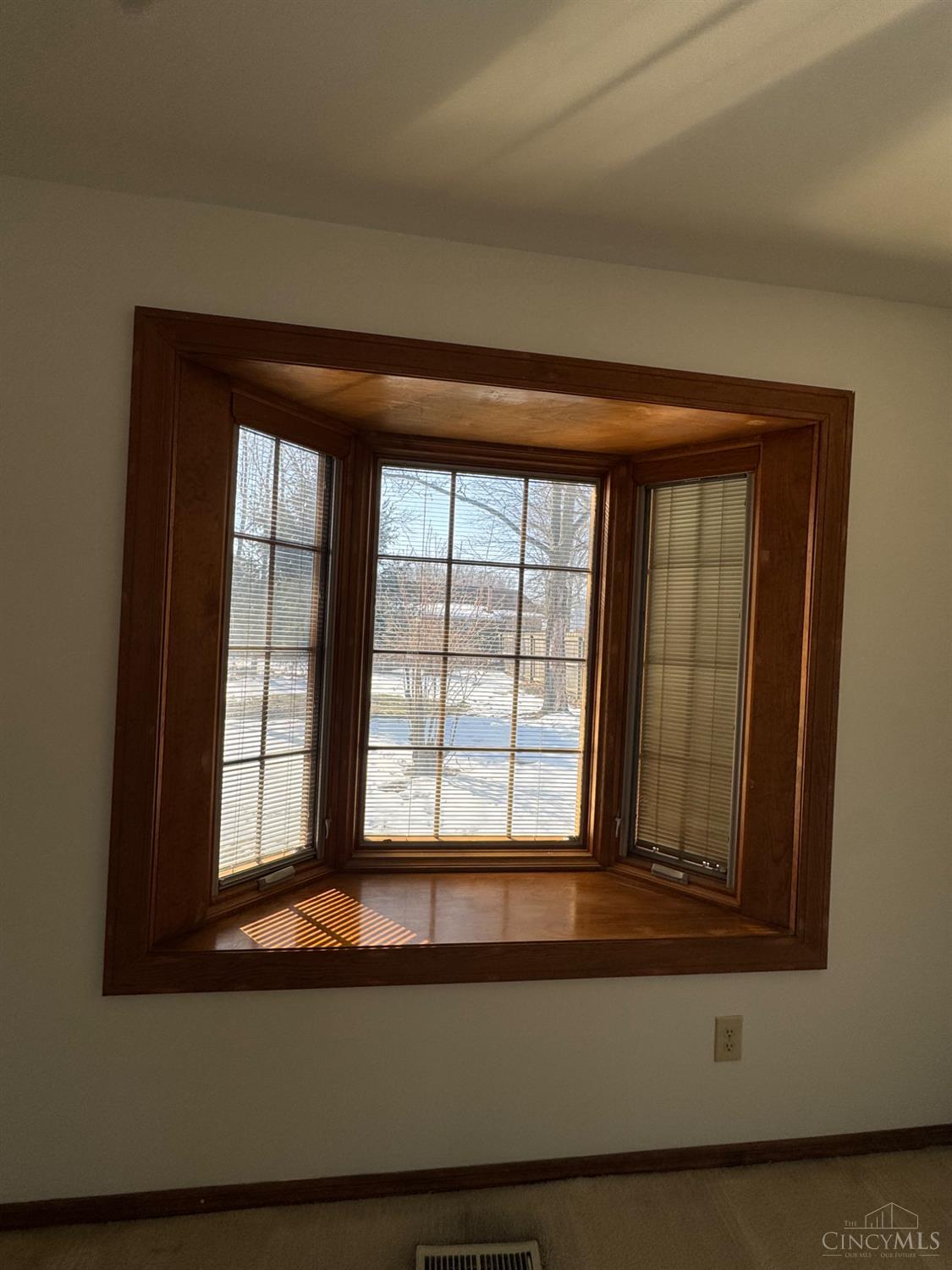 6578 Charlesgate Road Huber Heights, OH 45424 - Photo 14 of 53