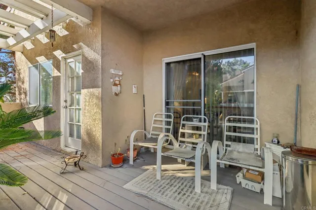 $999,900 | 7747 Caminito Monarca, Unit 100, Carlsbad, CA 92009