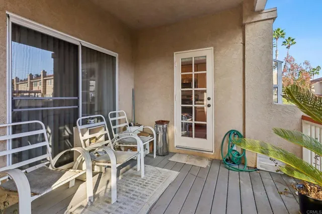 $999,900 | 7747 Caminito Monarca, Unit 100, Carlsbad, CA 92009