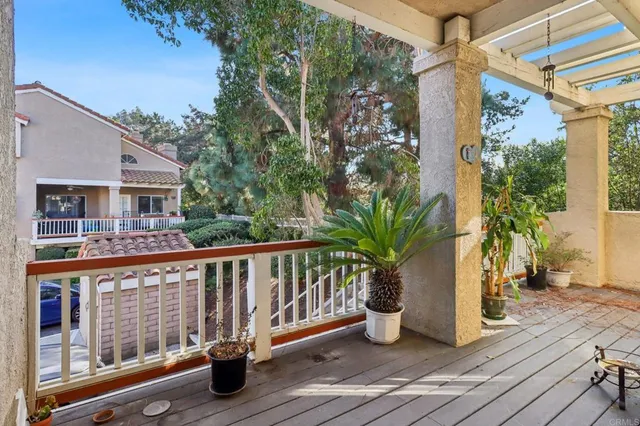 $949,000 | 7747 Caminito Monarca, Unit 100, Carlsbad, CA 92009