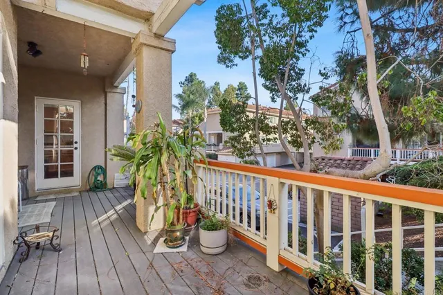 $949,000 | 7747 Caminito Monarca, Unit 100, Carlsbad, CA 92009