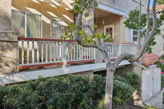 $949,000 | 7747 Caminito Monarca, Unit 100, Carlsbad, CA 92009