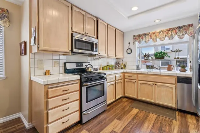 $949,000 | 7747 Caminito Monarca, Unit 100, Carlsbad, CA 92009