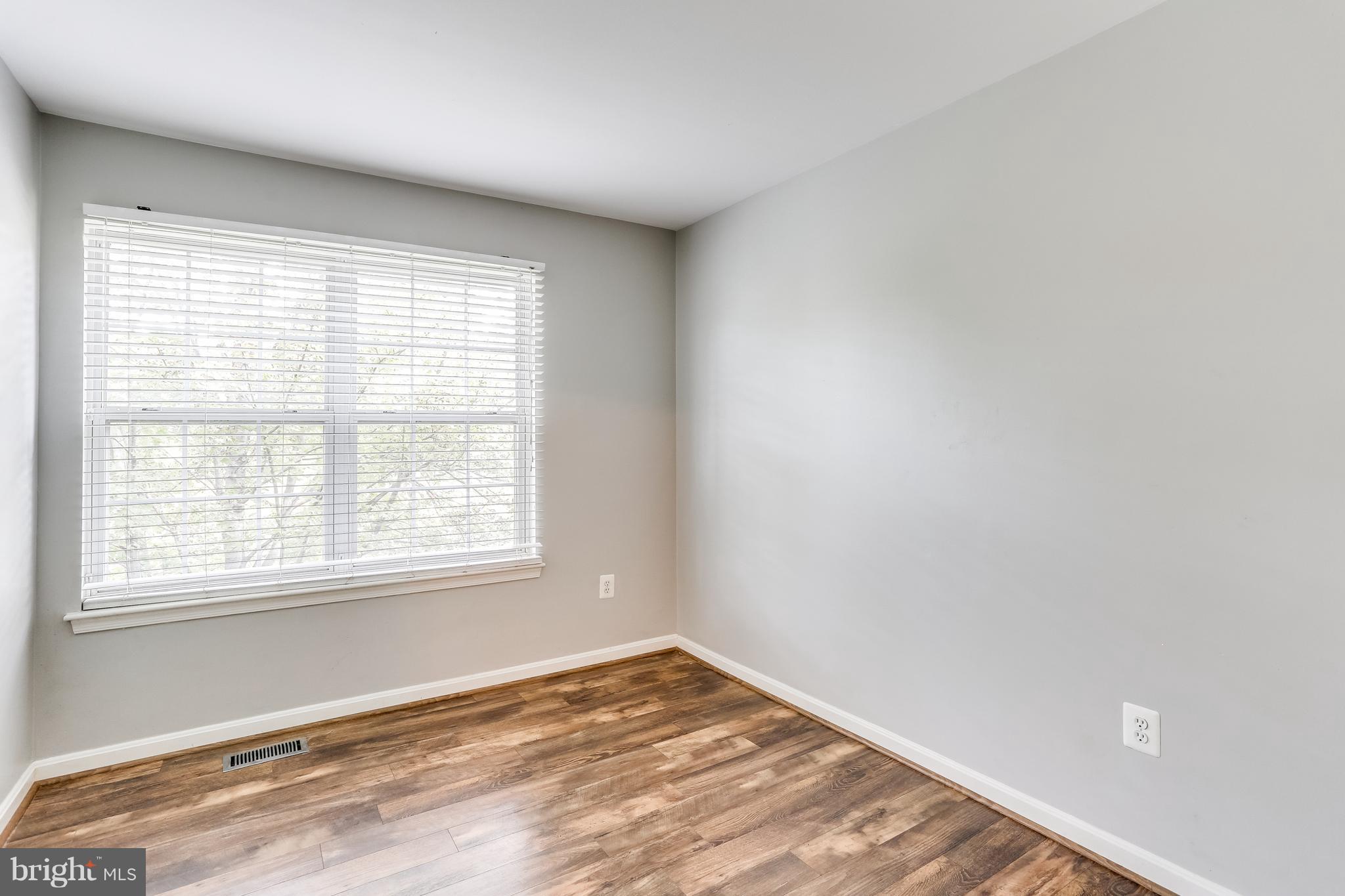 6514 Ridgeborne Drive Baltimore, MD 21237 - Photo 20 of 31 Bedroom 3