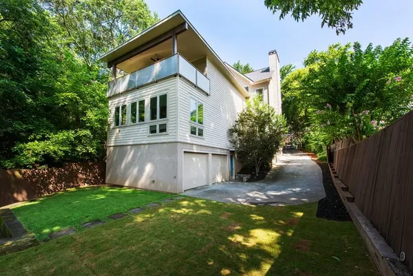 $1,095,000 | 1064 Davis Circle Northwest, Atlanta, GA 30318