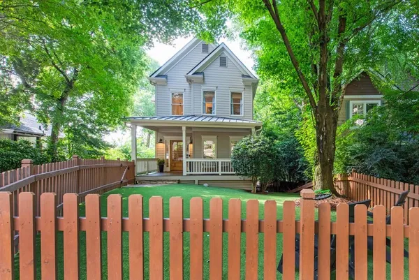 $1,095,000 | 1064 Davis Circle Northwest, Atlanta, GA 30318