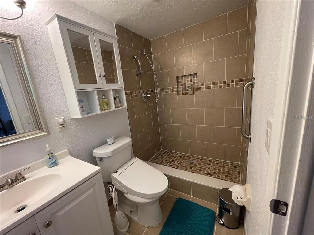 5736 Colonial Drive New Port Richey, FL 34653 - Photo 4 of 56