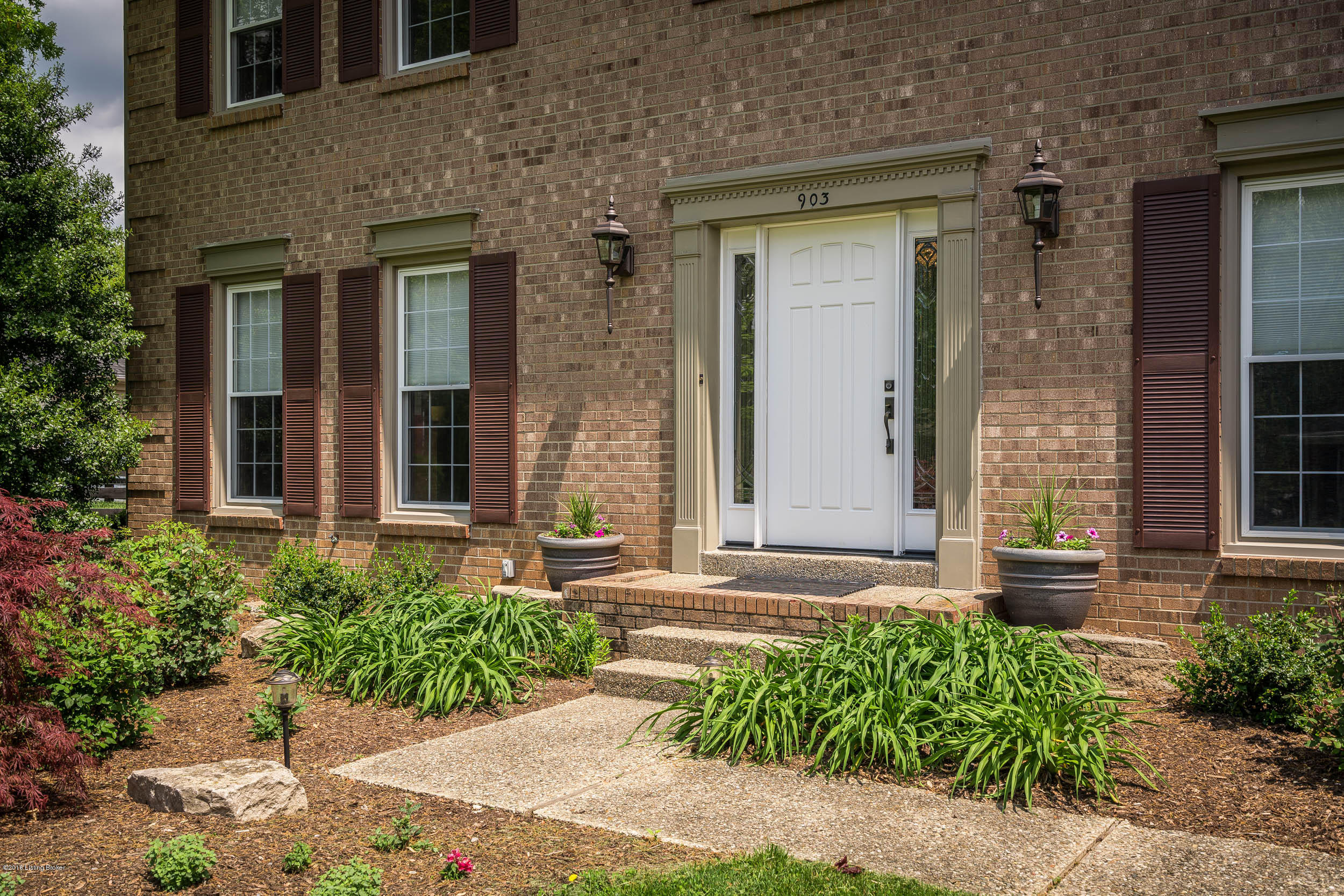 903 Moser Road Louisville, KY 40223 - Photo 63 of 77 903 Moser Rd-12