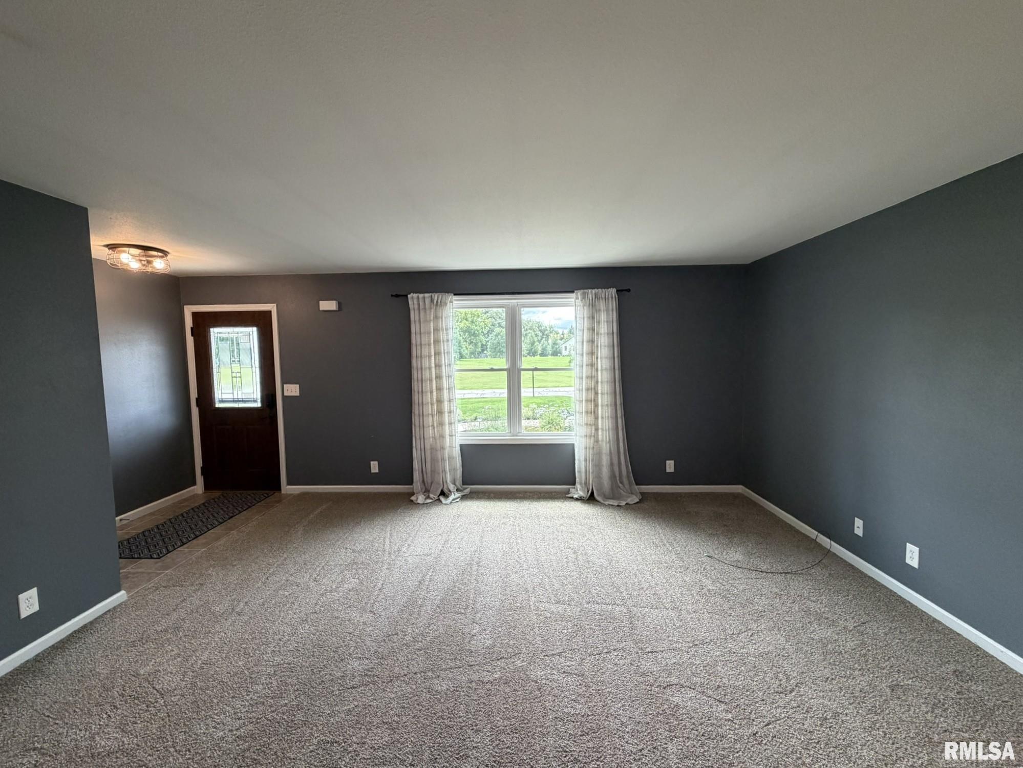 324 Casey Road Farmington, IL 61531 - Photo 28 of 68