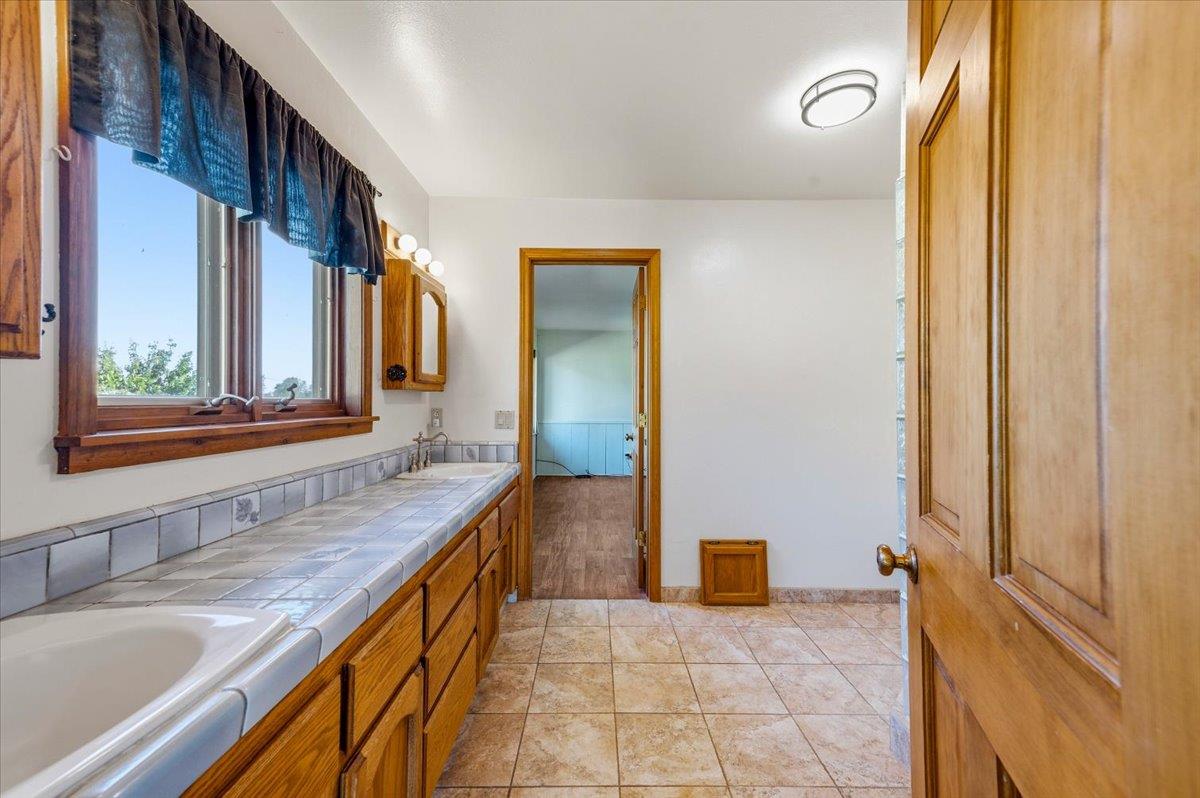 22233 McCourtney Road Grass Valley, CA 95949 - Photo 24 of 89