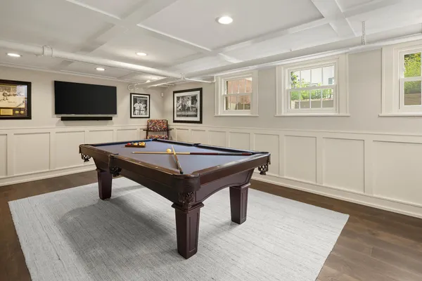 $1,750,000 | 2554 West Lake Of The Isles Parkway, Minneapolis, MN 55405