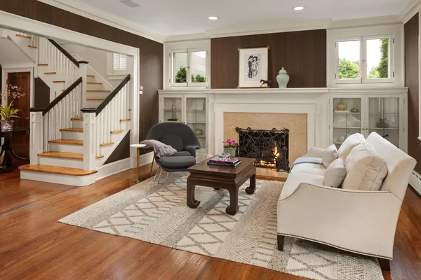 $1,750,000 | 2554 West Lake Of The Isles Parkway, Minneapolis, MN 55405