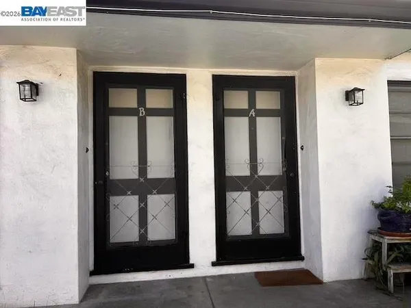$1,725 | 1209 U Street, Sacramento, CA 95818