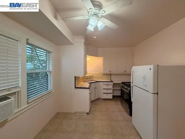 $1,725 | 1209 U Street, Sacramento, CA 95818