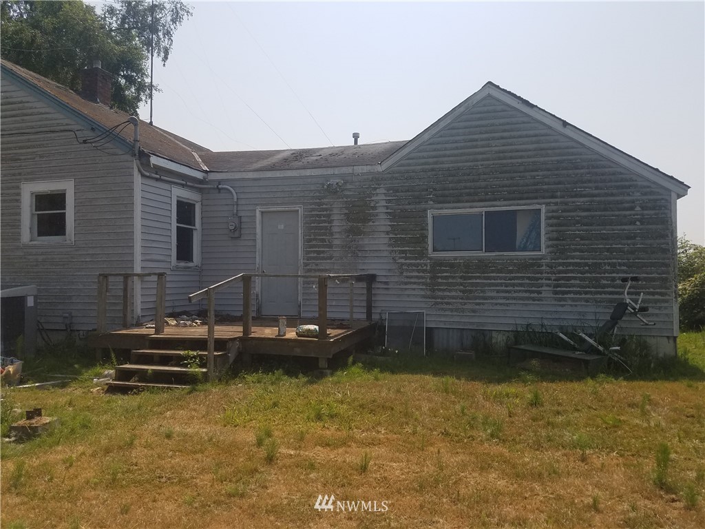 14140 Church Road Bow, WA 98232 - Photo 2 of 7 Gallery Image 2