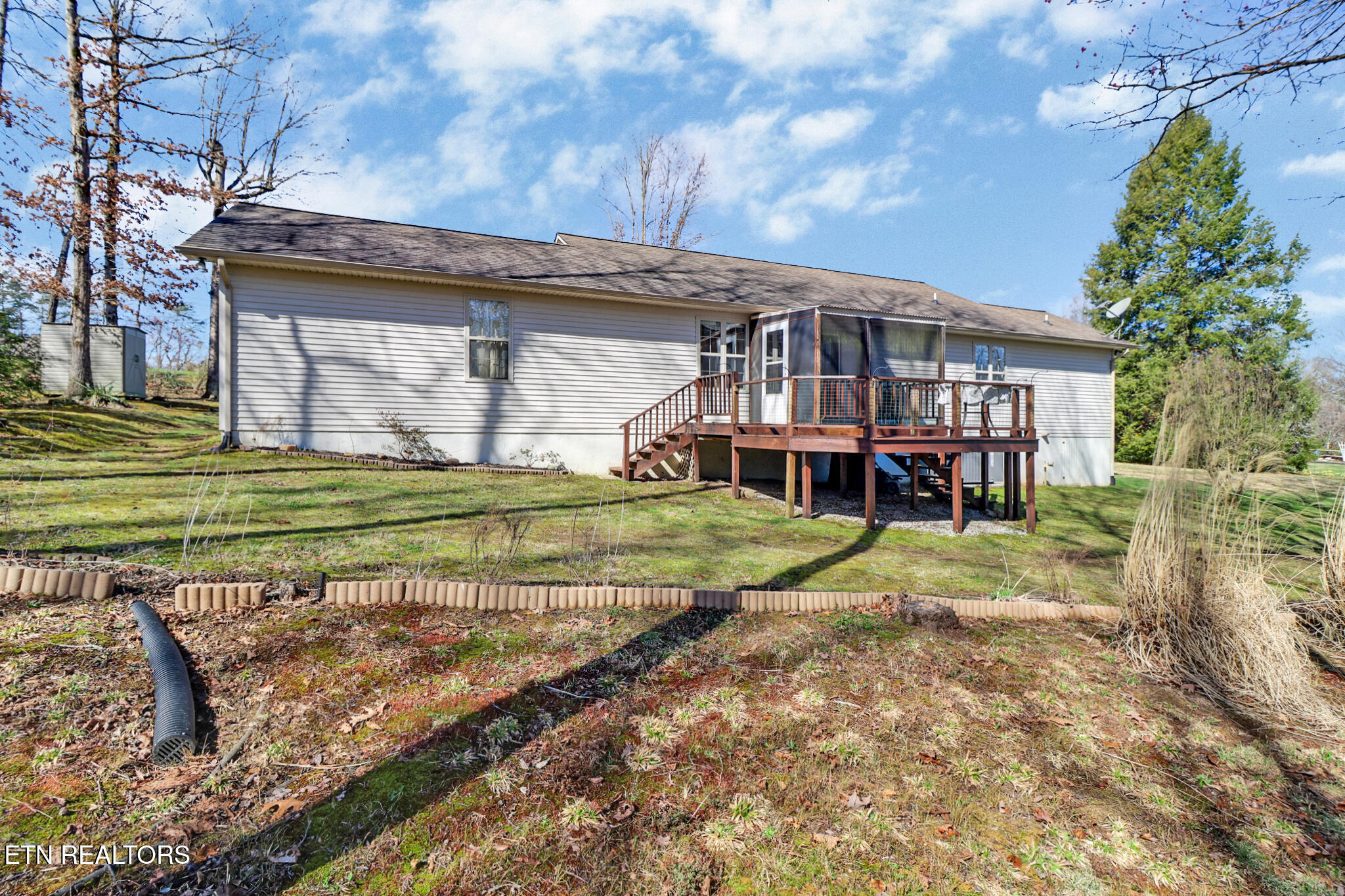 82 Scott Creek Road Crossville, TN 38571 - Photo 34 of 43 back