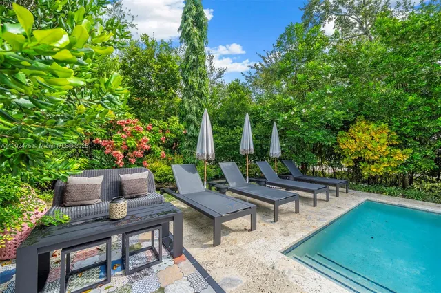 $7,500,000 | 590 Northeast 59th Street, Miami, FL 33137