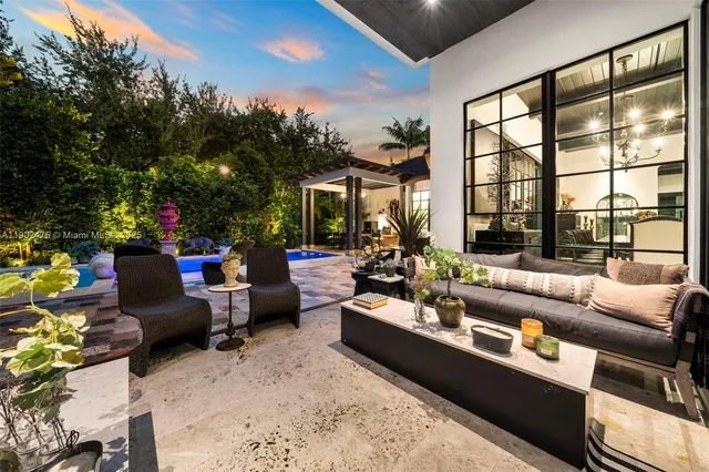 $7,500,000 | 590 Northeast 59th Street, Miami, FL 33137