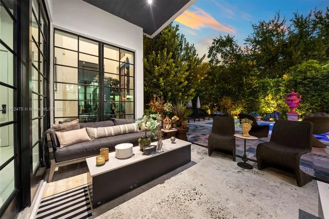 $7,500,000 | 590 Northeast 59th Street, Miami, FL 33137