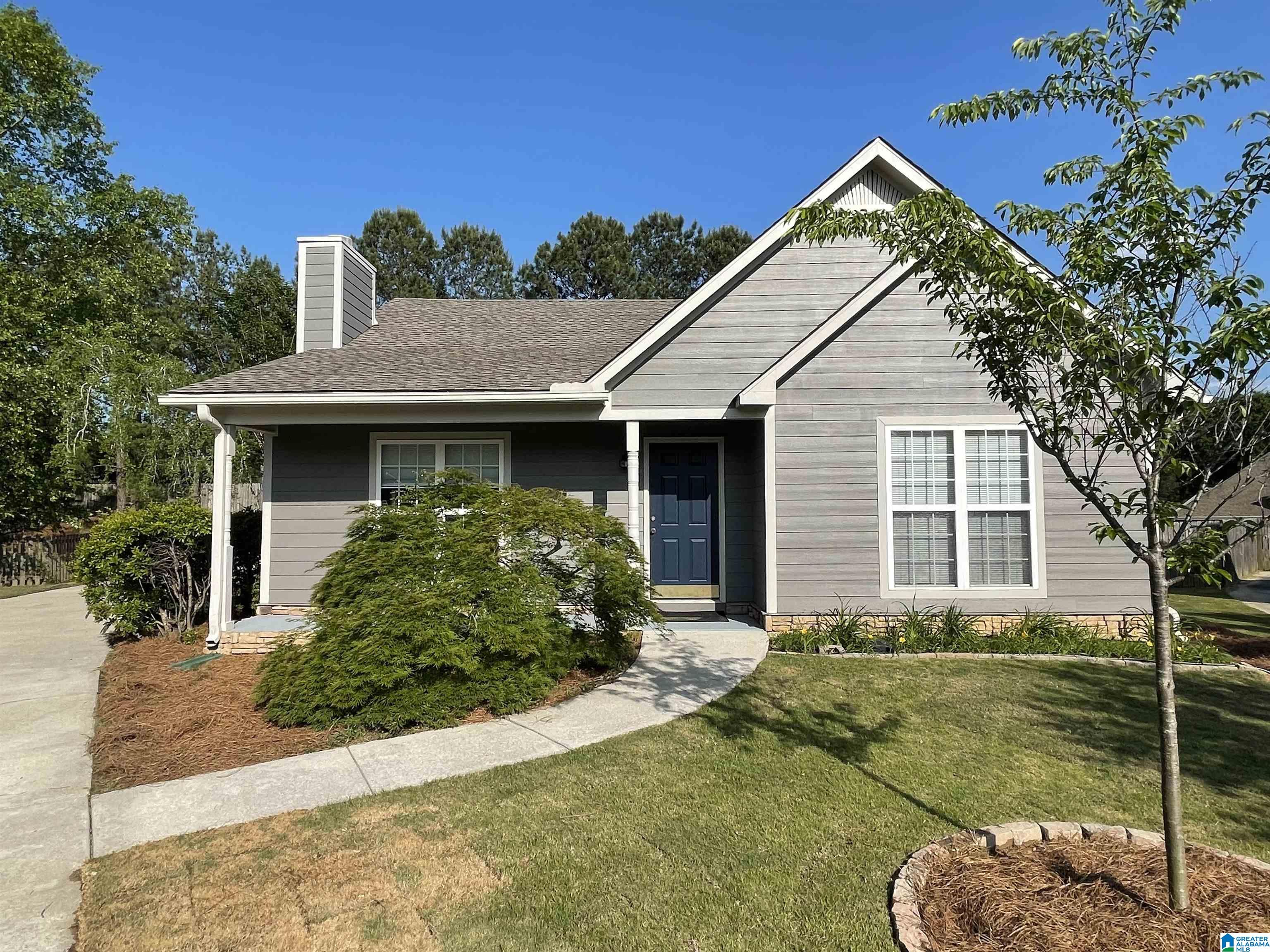 109 Bell Circle Alabaster, AL 35007 - Photo 2 of 30 Gallery Image 2