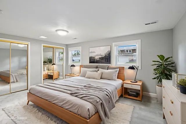 $364,900 | 207 North Idlewild Avenue, Mundelein, IL 60060